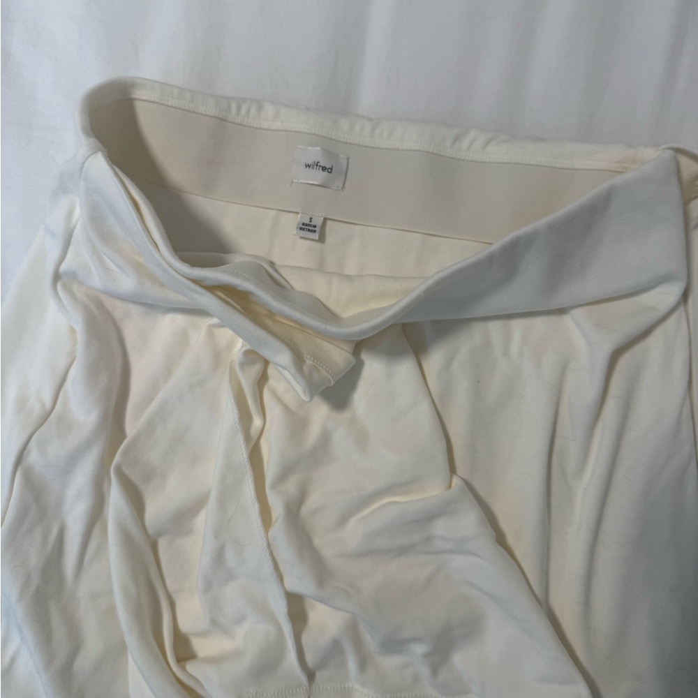 Aritzia wrap skirt
